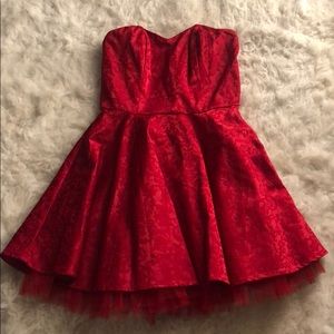 Strapless red dress with tutu included